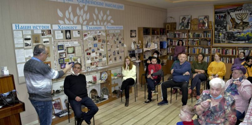 Община в Великих Луках может остаться без помещения